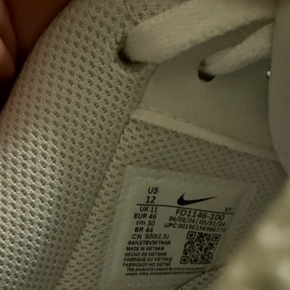 Nike Air Force 1 Flyease Triple White Leather Sneakers - Picture 10 of 10